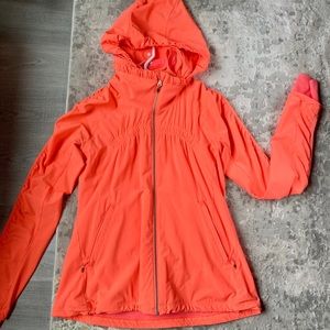 Lululemon Windbreaker W/ hood